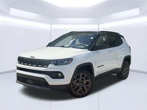 Used 2026 Jeep Compass Limited AWD/4WD image 1