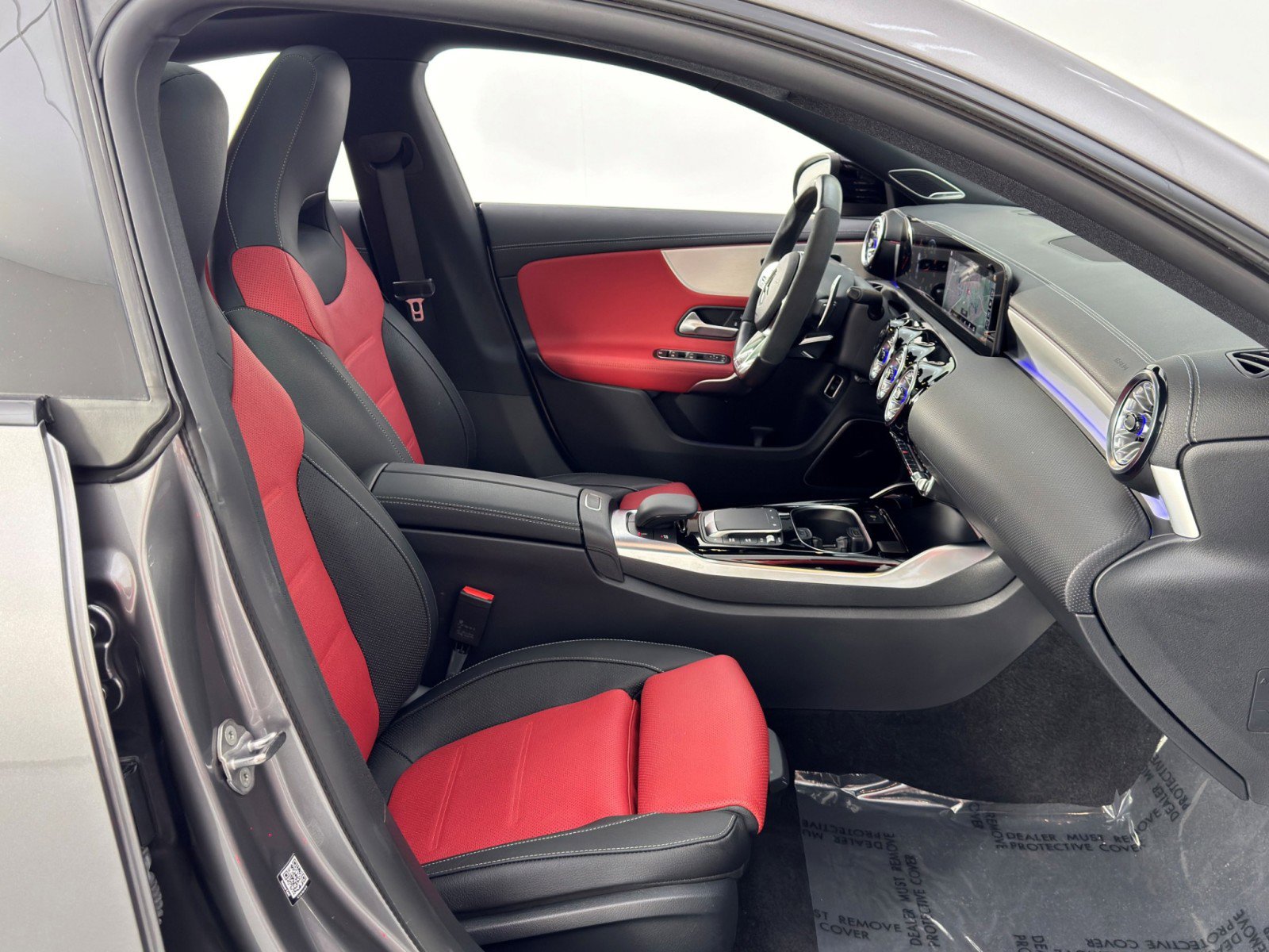 Used 2022 Mercedes-Benz CLA 45 AMG 4MATIC w/ Parking Assistance Package image 15