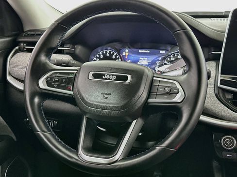 Used 2022 Jeep Compass Latitude w/ Convenience Group AWD/4WD image 8