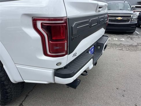 Used 2020 Ford F150 Raptor w/ Equipment Group 802A Luxury image 10