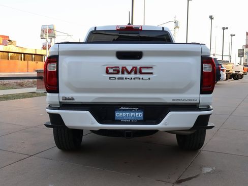 Used 2023 GMC Canyon Denali image 6