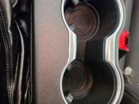Used 2019 Ford Mustang Coupe w/ Equipment Group 101A RWD image 27