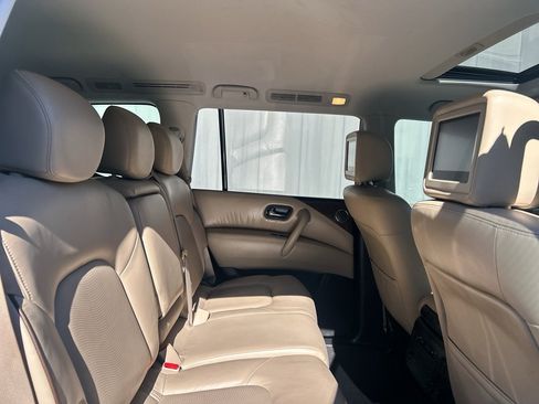 Used 2018 Nissan Armada Platinum image 15