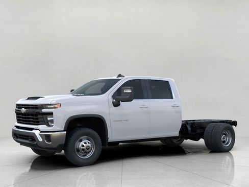 New 2025 Chevrolet Silverado 3500 W/T w/ WT Convenience Package AWD/4WD image 2