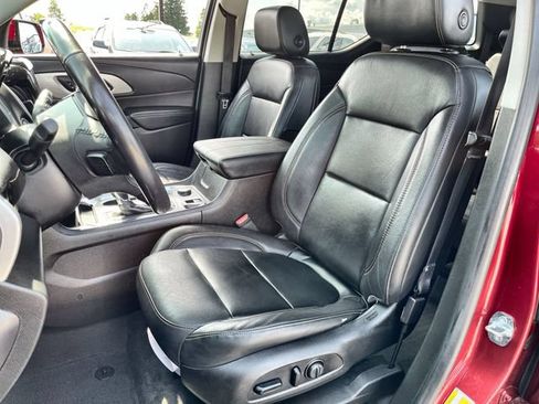 Used 2019 Chevrolet Traverse LT w/ LT Premium Package FWD image 15
