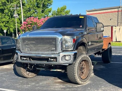 Used 2011 Ford F350 Lariat w/ Lariat Interior Pkg AWD/4WD image 2
