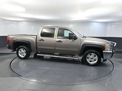 Used 2013 Chevrolet Silverado 1500 LT w/ All-Star Edition AWD/4WD image 3
