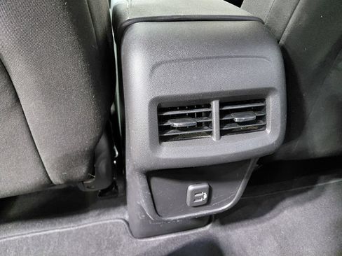 Used 2021 Chevrolet Equinox LT AWD/4WD image 40