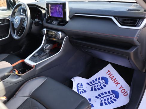 Used 2024 Toyota RAV4 Adventure image 10