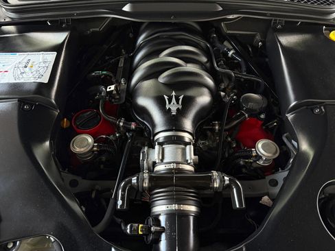 Used 2019 Maserati GranTurismo Sport image 39