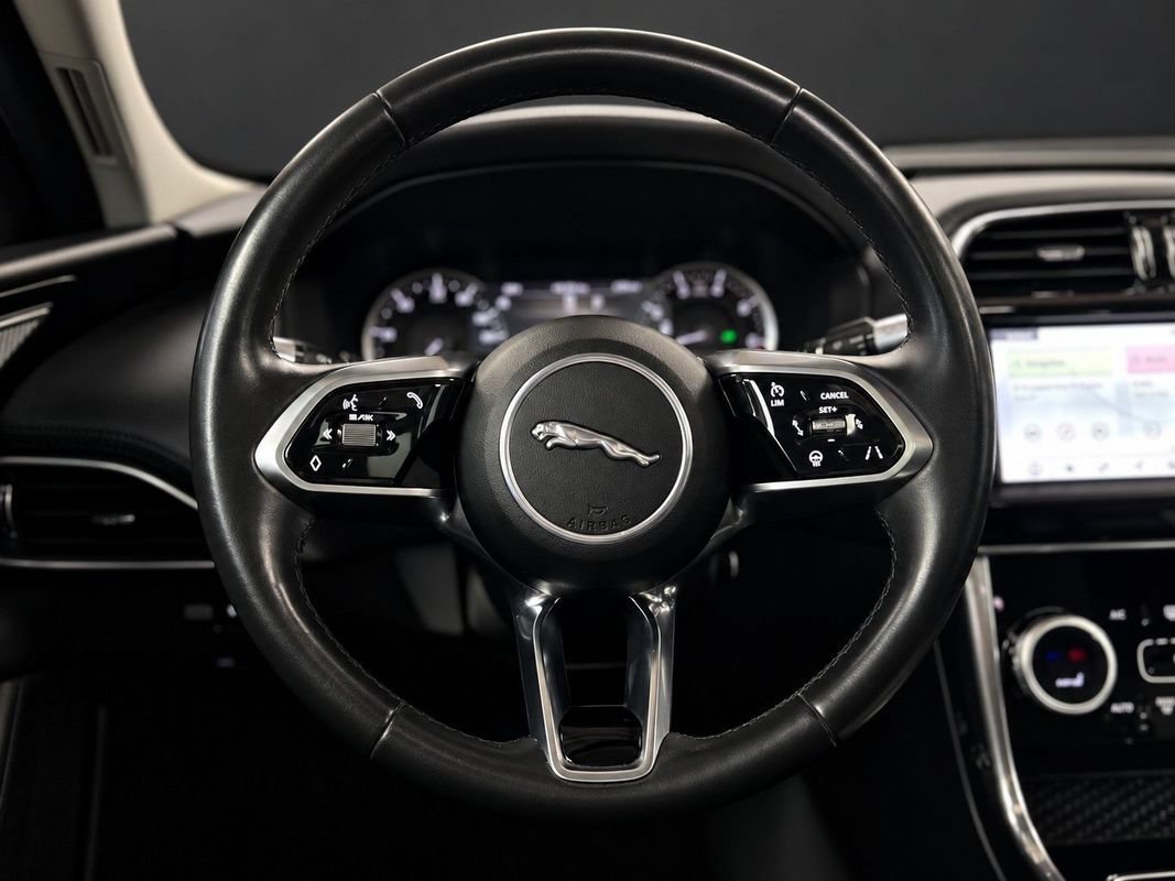 Used 2020 Jaguar XE S AWD/4WD image 28