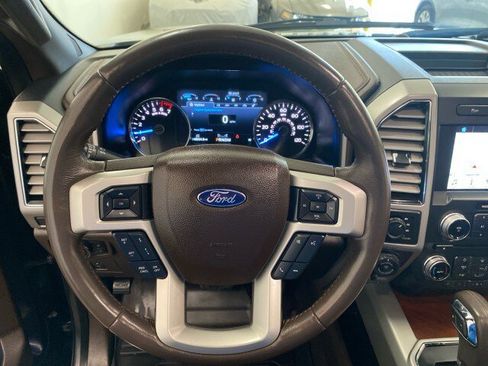 Used 2017 Ford F150 King Ranch image 19