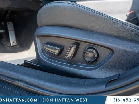 Used 2025 Toyota Camry SE FWD image 18
