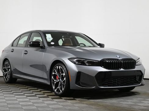 Used 2026 BMW 330i xDrive Sedan w/ M Sport Package image 9