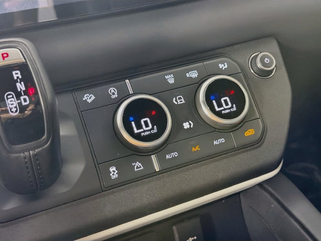 Certified 2024 Land Rover Defender 110 S AWD/4WD image 16