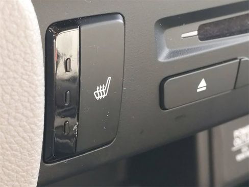 Used 2020 Honda Pilot Touring image 23