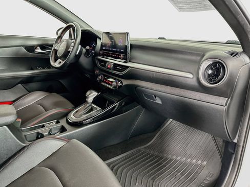 Used 2022 Kia Forte GT w/ GT Technology Package FWD image 28
