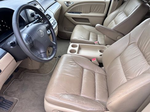 Used 2010 Honda Odyssey EX-L image 5