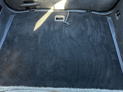 Used 2015 Ford Edge SEL image 17