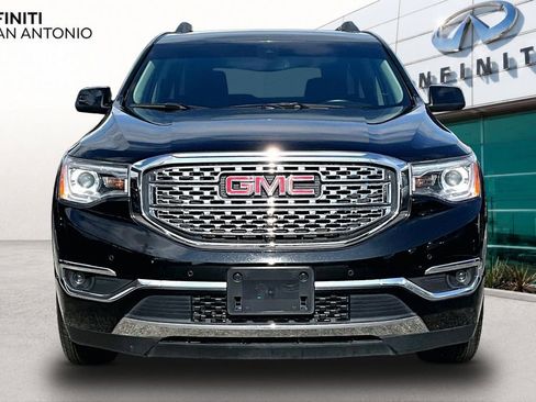 Used 2019 GMC Acadia Denali w/ Technology Package FWD image 4