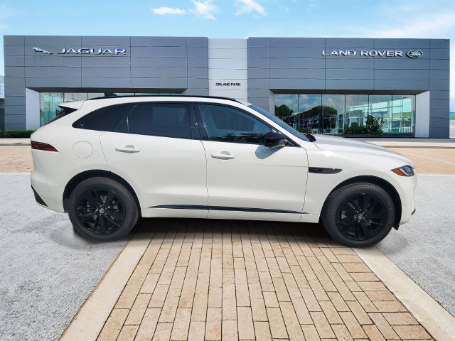 Certified 2026 Jaguar F-PACE R-Dynamic S AWD/4WD image 4