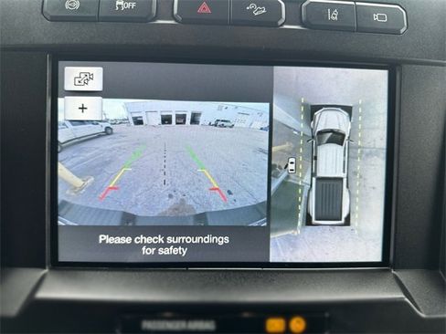 Certified 2017 Ford F450 Platinum w/ Platinum Ultimate Package image 18