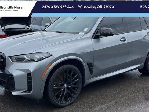 Used 2024 BMW X5 M60i image 1