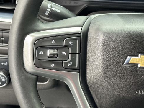 Certified 2023 Chevrolet Suburban Premier image 7