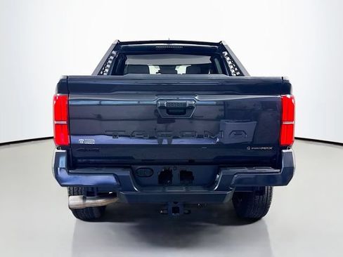 Used 2025 Toyota Tacoma TRD Off-Road AWD/4WD image 7