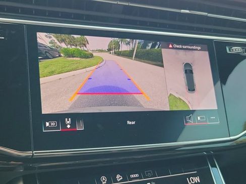 Certified 2025 Audi Q8 Premium Plus w/ Premium Plus Package AWD/4WD image 29