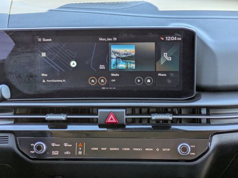 Certified 2026 Kia Sportage SX image 21