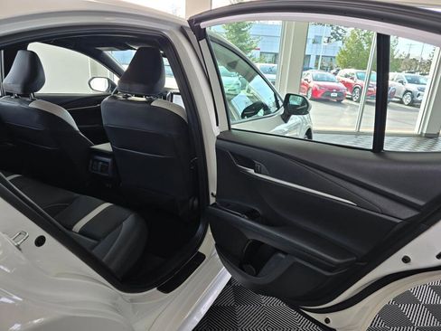 Used 2025 Toyota Camry SE image 86
