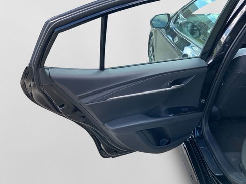 Used 2025 Toyota Camry SE FWD image 28