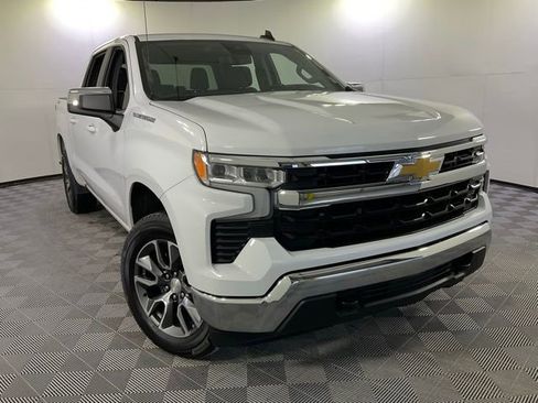 Used 2022 Chevrolet Silverado 1500 LT image 41