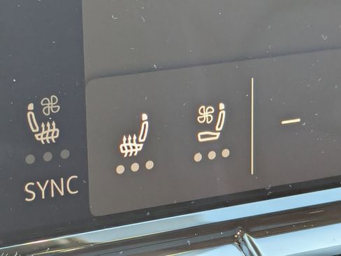 Used 2025 Volkswagen Atlas SE w/ Panoramic Sunroof Package image 20