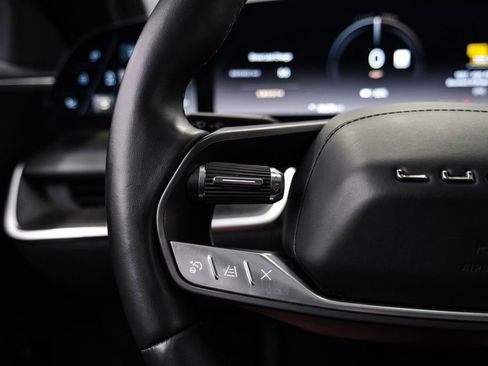 Used 2024 Lucid Air Touring AWD/4WD image 19