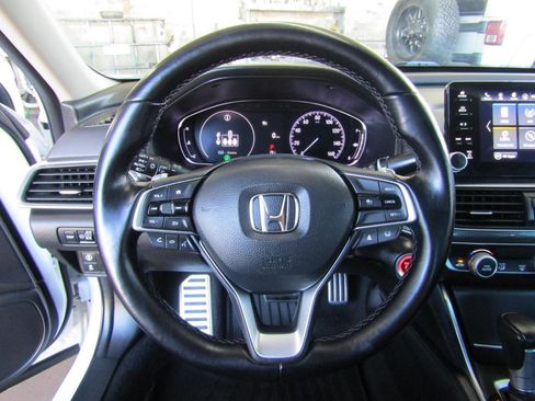 Used 2021 Honda Accord Sport Special Edition image 13