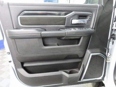 Used 2022 RAM 2500 Laramie w/ Night Edition image 60