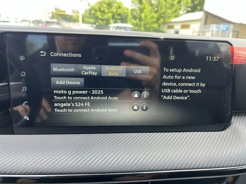 Used 2025 Nissan Kicks SR w/ Illumination Package image 16