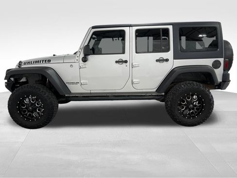 Used 2011 Jeep Wrangler Unlimited Rubicon w/ Dual Top Group image 5