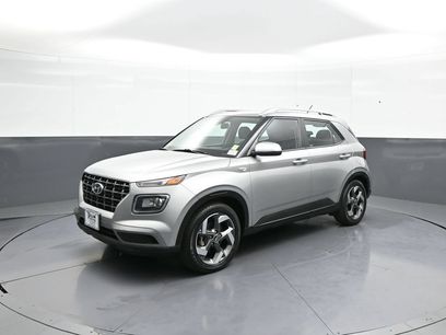 Certified 2023 Hyundai Venue SEL w/ Cargo Package