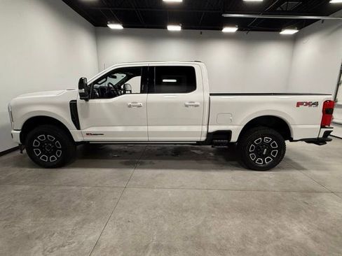 Used 2026 Ford F250 Platinum image 8