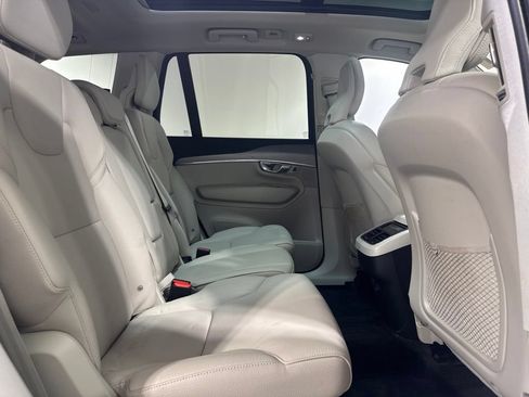 Used 2023 Volvo XC90 B5 Core w/ Climate Package AWD/4WD image 25
