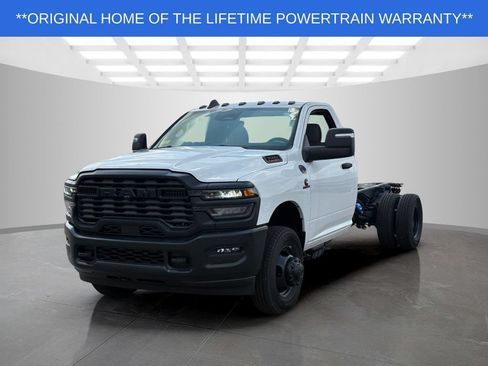 New 2026 RAM 3500 Tradesman AWD/4WD image 7