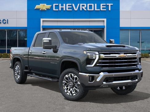 New 2026 Chevrolet Silverado 2500 LTZ w/ LTZ Convenience Package AWD/4WD image 7
