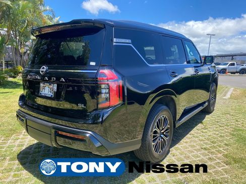Used 2025 Nissan Armada SL w/ Captain's Chari Seat Package RWD image 7