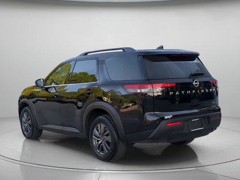 Used 2024 Nissan Pathfinder SV FWD image 42