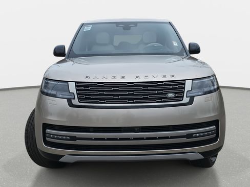 New 2026 Land Rover Range Rover Long Wheelbase SE image 2