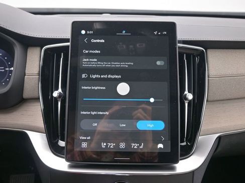 New 2026 Volvo XC90 T8 Plus image 17