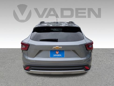 New 2026 Chevrolet Trax LT w/ Driver Confidence Package image 25